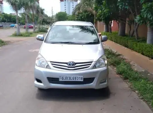 Toyota Innova 2.5 G (Diesel) 7 Seater 2011