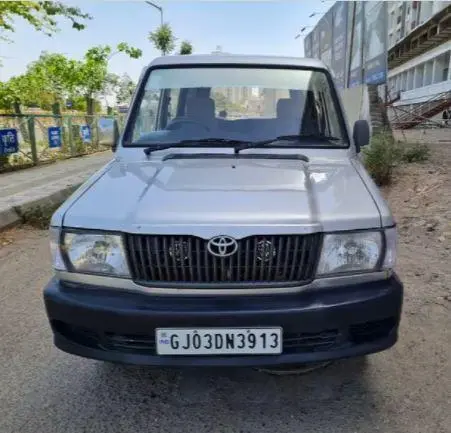 Toyota Qualis FS B3 2004