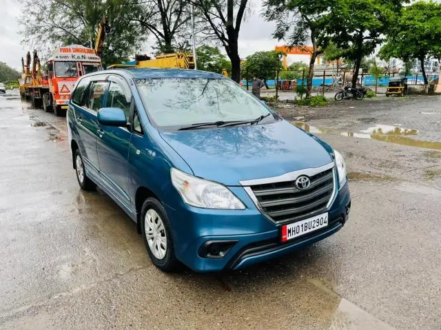 Toyota Innova 2.5 G 8 STR BS IV 2014