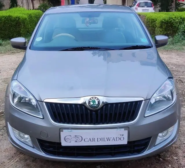 Skoda Rapid 1.6 MPI Elegance 2013
