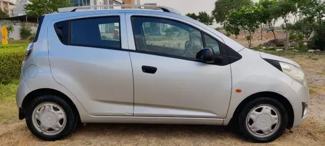 Chevrolet Beat LS Petrol 2012