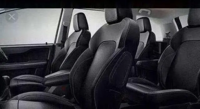 Tata Hexa XT 4x2 7 STR 2019