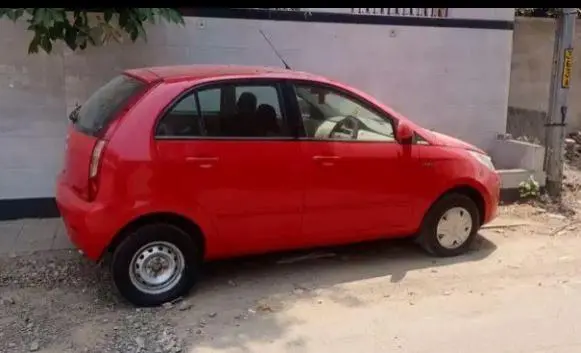 Tata Indica Vista Aura 1.2 Safire 2010