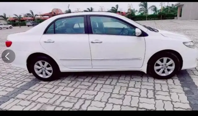 Toyota Corolla Altis G MT 2011