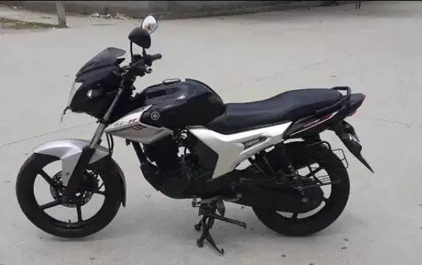 Yamaha SZR 150cc 2013