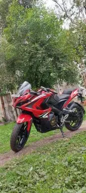 Bajaj Pulsar RS200 ABS 2015