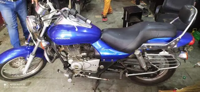 Bajaj Avenger 220cc 2013