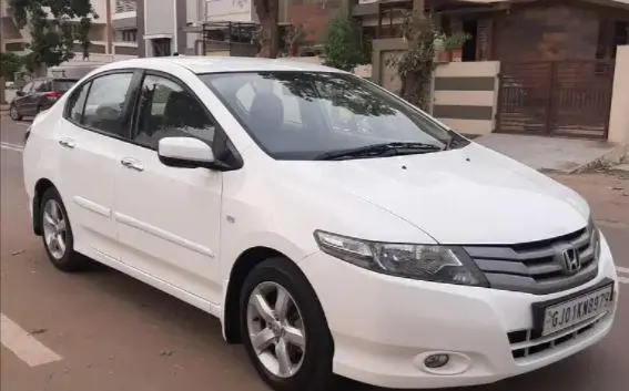 Honda City V i-VTEC 2011