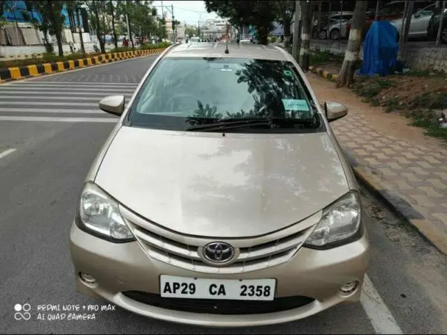 Toyota Etios Liva GD 2013
