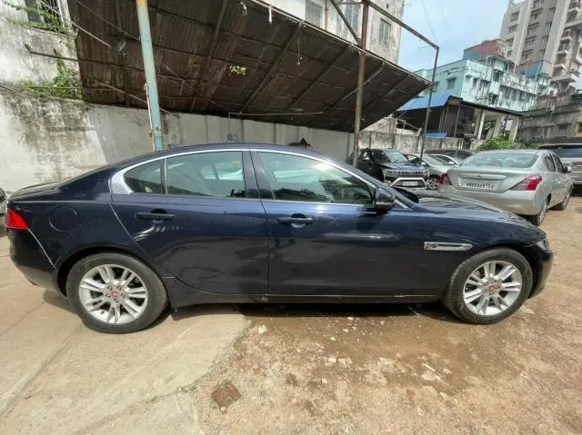 Jaguar XE Prestige 2017