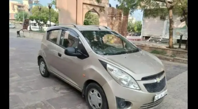 Chevrolet Beat LT Petrol 2010