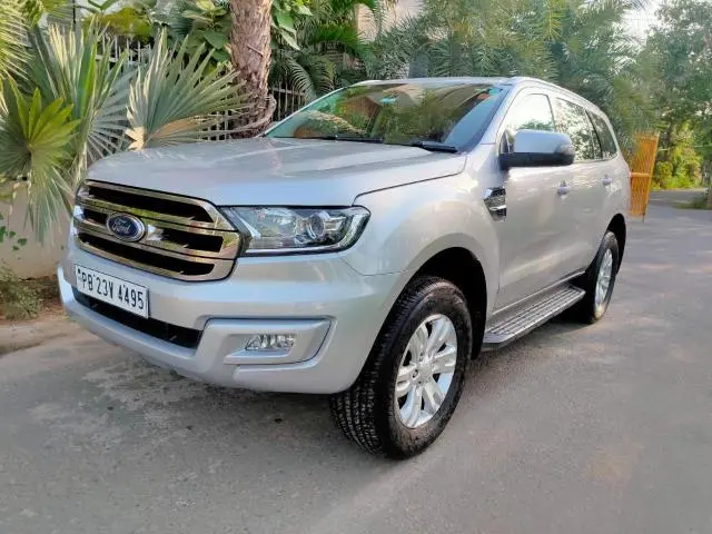 Ford Endeavour Trend 2.2 4x4 MT 2016