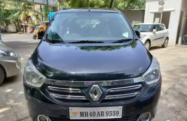 Renault Lodgy 110 PS RXZ 2015