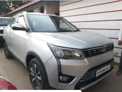 Mahindra XUV300 W8 Diesel 2019