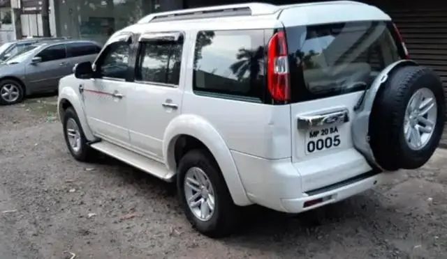Ford Endeavour 3.0L 4X4 AT 2013