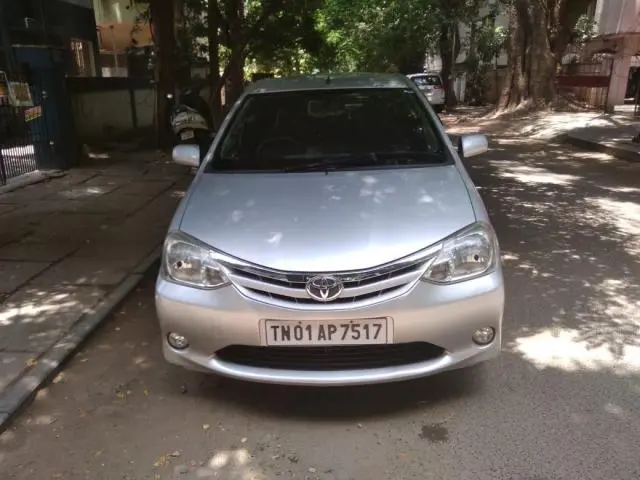 Toyota Etios V 2011