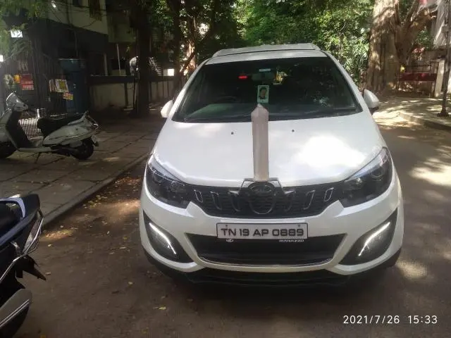 Mahindra Marazzo M8 8 STR 2020