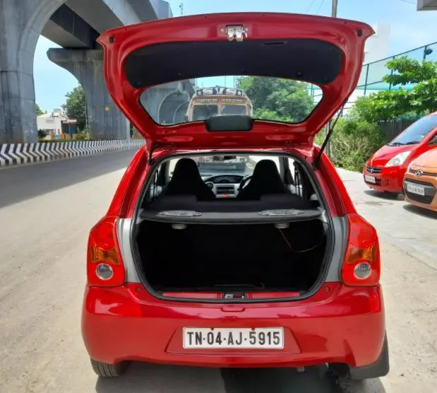 Toyota Etios Liva G 2012