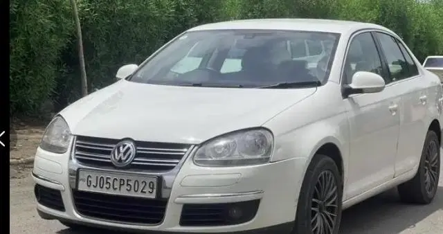 Volkswagen Jetta 2.0L TDI Highline 2011