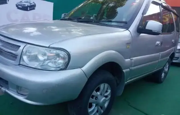 Tata Safari 4x2 EX DICOR 2011