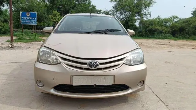 Toyota Etios Liva GD 2013