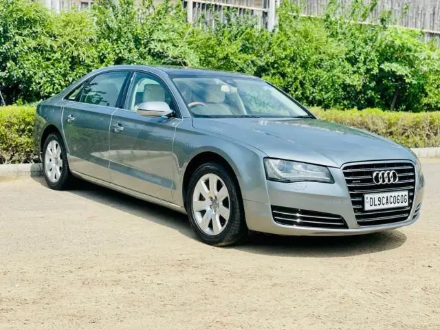 Audi A8 L 4.2 FSI Quattro 2011