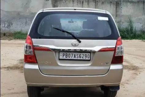 Toyota Innova 2.5 V 7 STR 2008