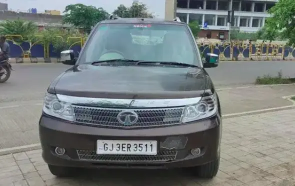 Tata Safari Storme 2.2 VX 4x2 2013