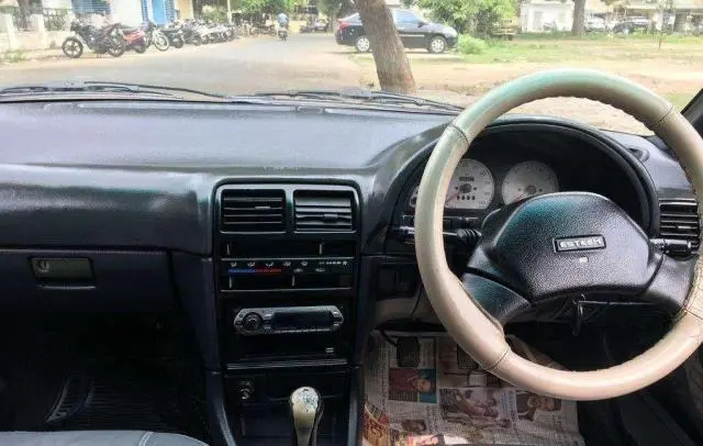 Maruti Suzuki Esteem LXi 2006