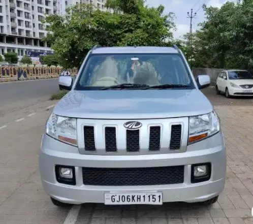 Mahindra TUV300 T6 2016