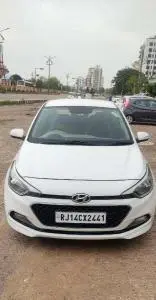 Hyundai i20 Sportz 1.4 (O) 2014