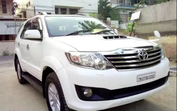 Toyota Fortuner 3.0 4X2 AT 2012