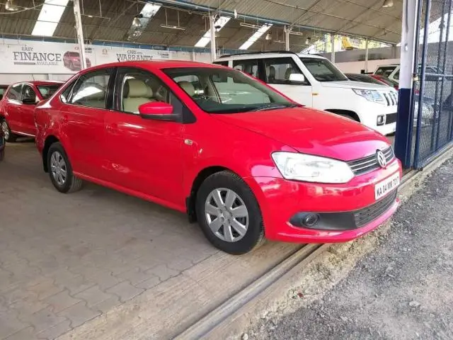 Volkswagen Vento Comfortline Petrol 2013