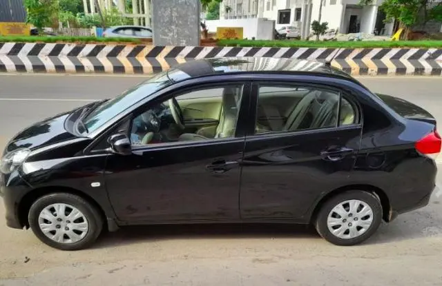 Honda Amaze 1.2 S i-VTEC 2013