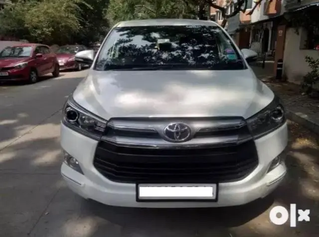 Toyota Innova Crysta 2.4 G 7 STR 2019