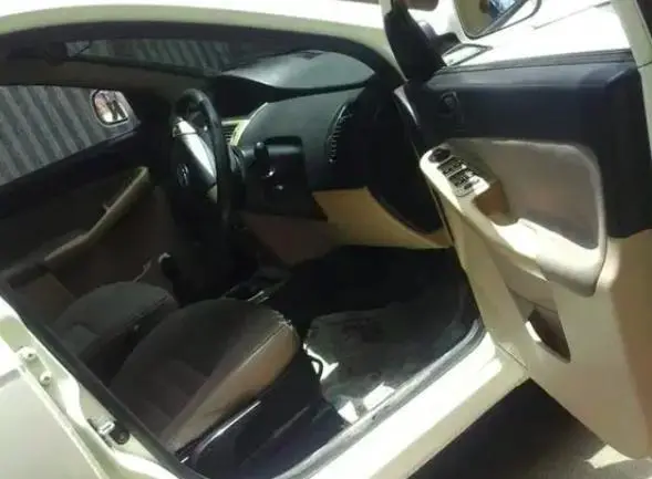 Tata Indica Vista Aqua 1.3 Quadrajet 2013