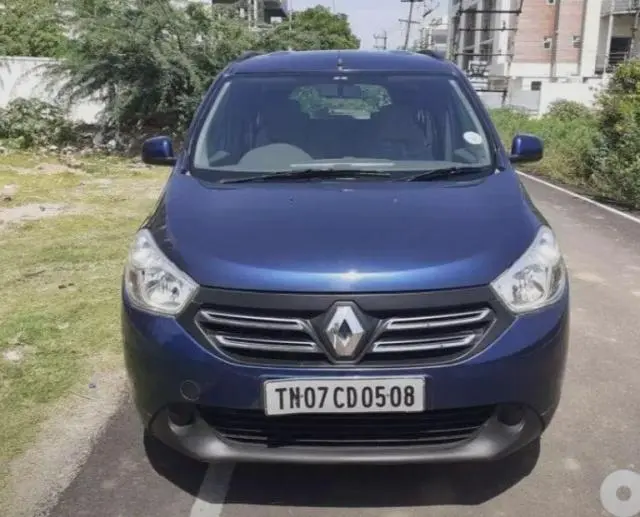 Renault Lodgy 110 PS RxL 7 STR 2015
