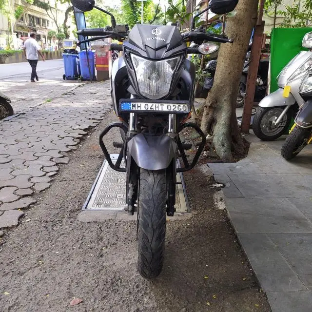 Honda CB Hornet 160R STD 2016