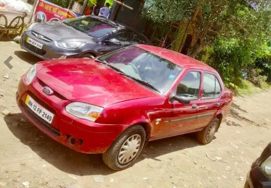 Ford Ikon 1.3 Flair 2009