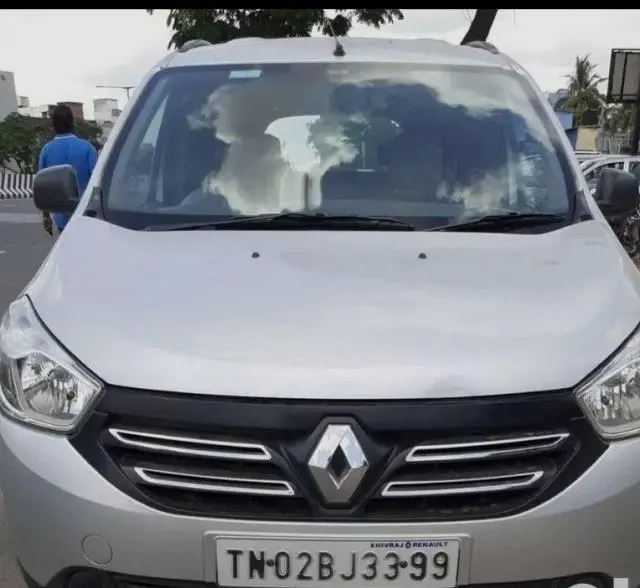 Renault Lodgy 85 PS RxE 8 STR 2017