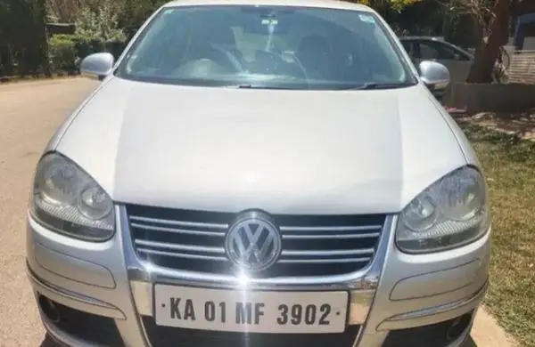 Volkswagen Jetta Comfortline 1.9 TDI AT 2010