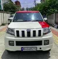 Mahindra TUV300 T8 AMT 2016