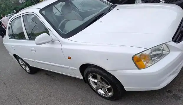 Hyundai Accent GLE 2010