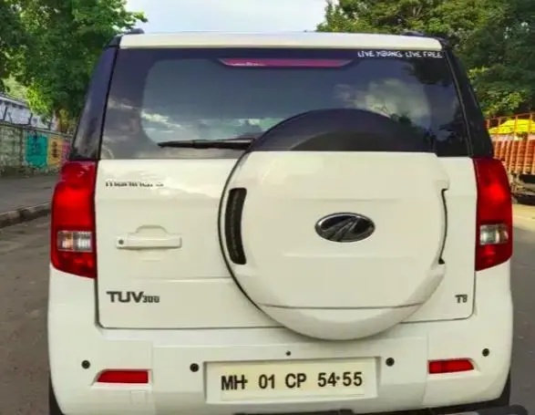 Mahindra TUV300 T8 2017