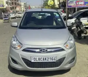 Hyundai i10 Sportz 1.1 iRDE2 2015