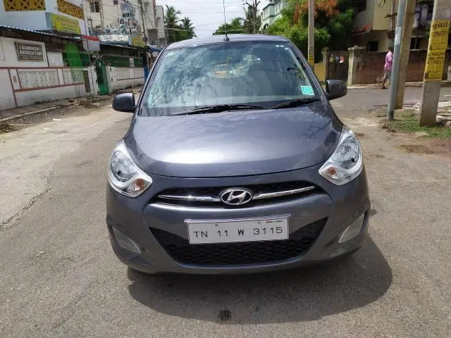Hyundai i10 Sportz 1.2 2013