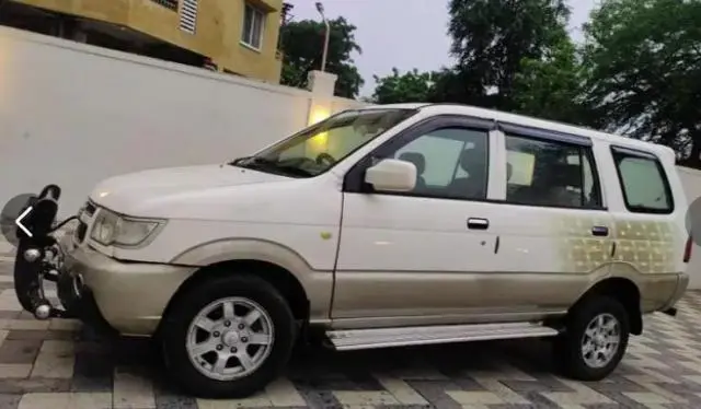 Chevrolet Tavera Neo 3 LS-9 STR-BSIII 2014