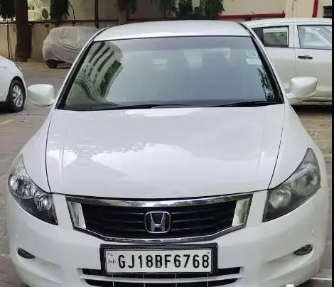 Honda Accord 2.4 AT 2010