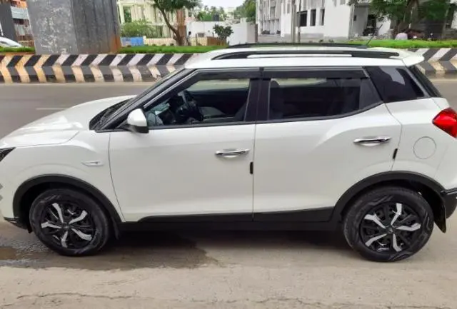 Mahindra XUV300 W6 Diesel AMT 2020
