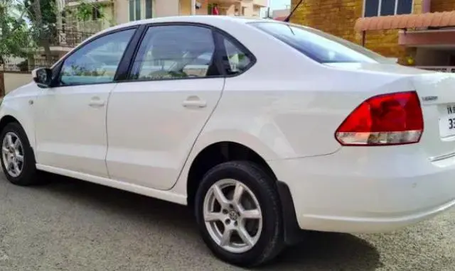 Volkswagen Vento Highline Diesel 2014